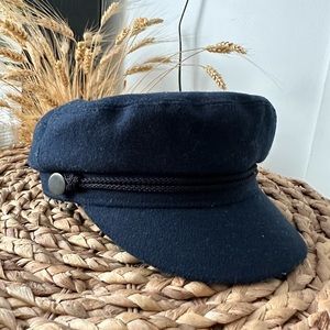 Captains Hat BRAND NEW W. TAG (never been worn)